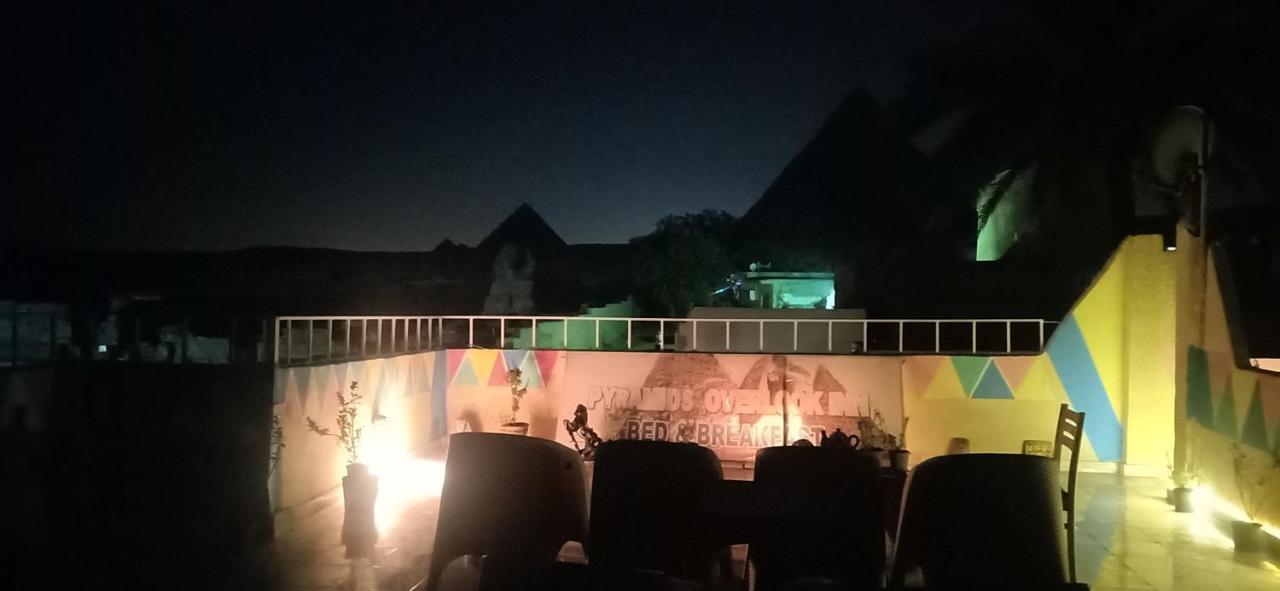 Pyramids Overlook Inn Kafret el-Gabal Exterior foto