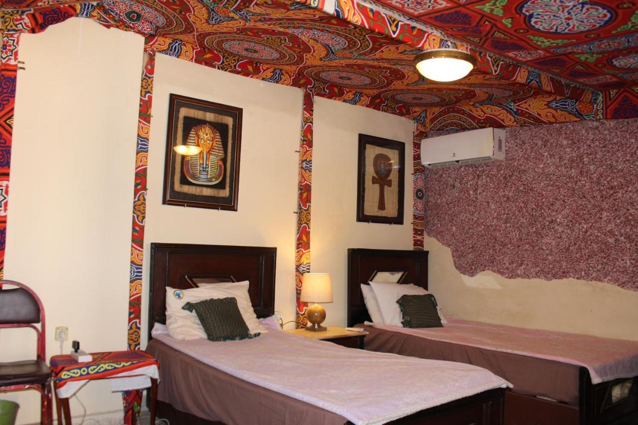 Pyramids Overlook Inn Kafret el-Gabal Exterior foto